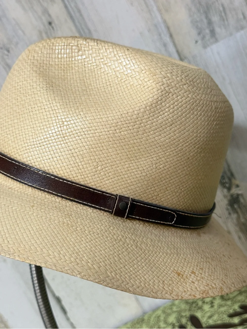 Stetson Natural Straw Hat with Brown Sweatband Large 7 1/4” - 7 3/8”